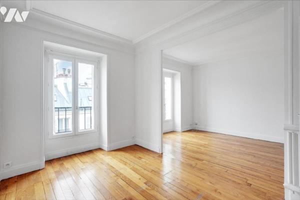 Notaire - Appartement Place Saint-Ferdinand - Exclusivité