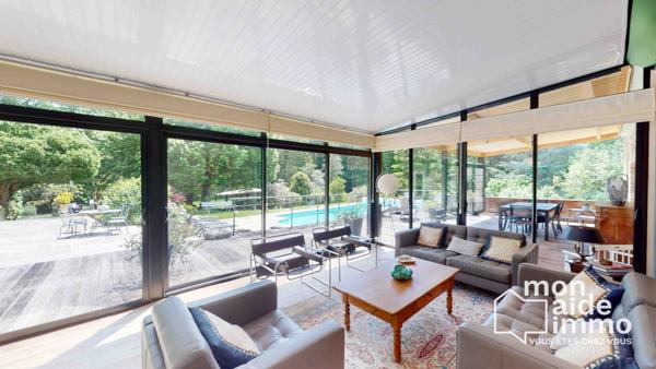 Magnifique maison en pierre sur un parc arboré d'1 hectare