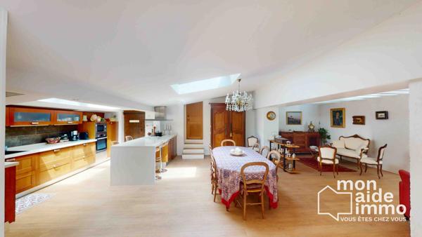 Magnifique maison en pierre sur un parc arboré d'1 hectare