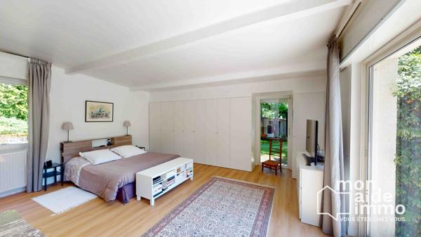 Magnifique maison en pierre sur un parc arboré d'1 hectare