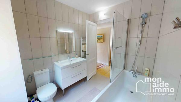 Magnifique maison en pierre sur un parc arboré d'1 hectare