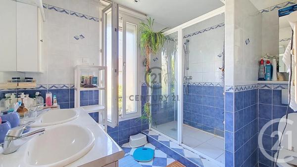 Maison à vendre  5 pièces - 103 m 2   GAGNY  - 93