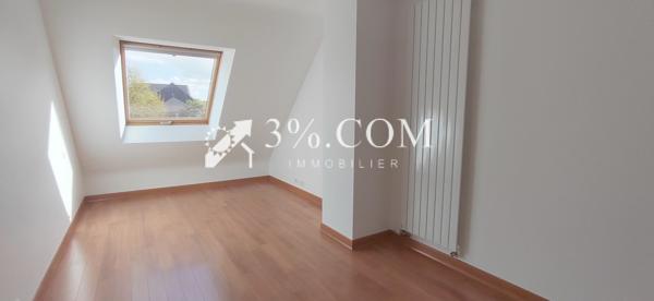 Maison
                                                                                                                                                                                                                                                                                                                        6 pièce(s)                                                                                                                                                                                                          5 chambre(s)                                                                                                                                                                                                          148  m²