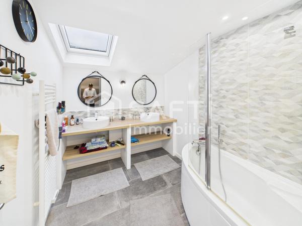 Maison d’exception avec studio indépendant – 260 m²