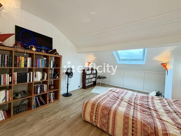 Maison
         6 pièces
        - 138 m² Bien prestige 1 156 000 € *