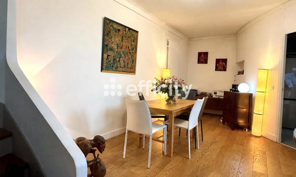 Maison
         6 pièces
        - 138 m² Bien prestige 1 156 000 € *