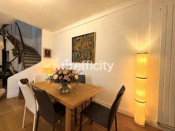 Maison
         6 pièces
        - 138 m² Bien prestige 1 156 000 € *