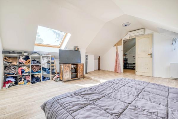 Christophe Michaudelle – EXCLUSIVITE CAPIFRANCE - vous propose à MEAUX proche de toutes commodités à pied : maison - 6 pièces - 121 m² - 4 chambres (dont 2 au RDC et 1 suite parentale) - 2 pièces d'ea