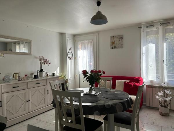 14100  Maison 3 pièces  avec extérieur 132 000 Euros