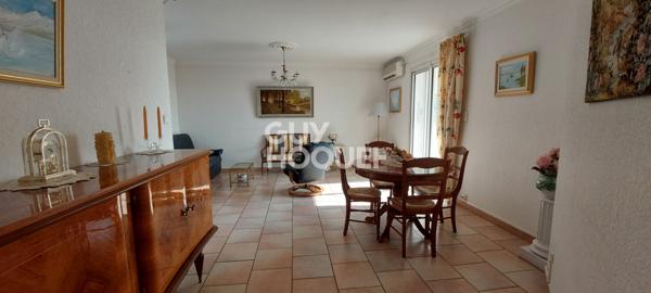 Carpentras, Appartement de 87 m² - Dernier étage avec ascenseur - Terrasse - Stationnement privatif