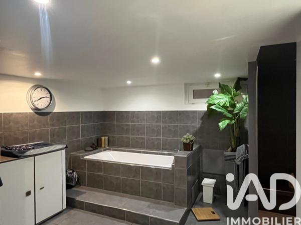 Maison à vendre 8 pièces 210 m² Saint-Fromond