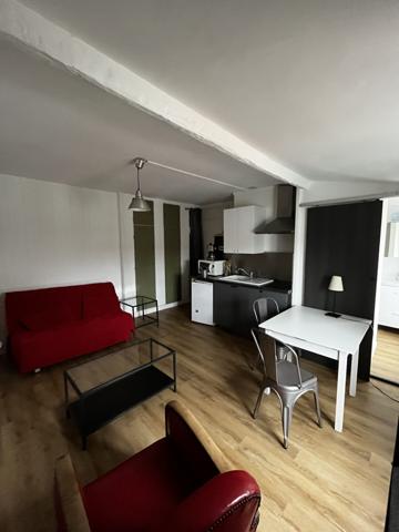 T1 en bail meublé rue des Fonderies La Rochelle