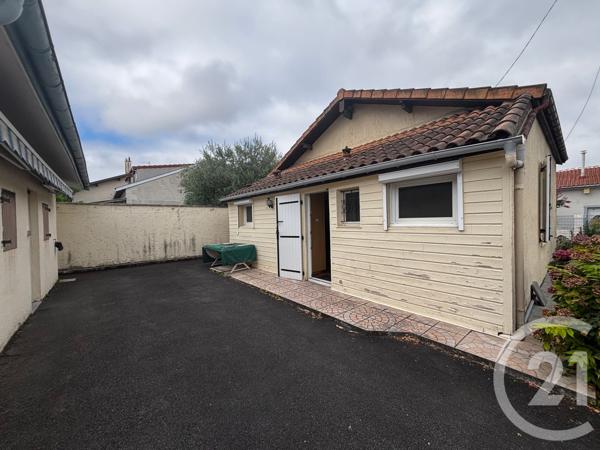 Maison à vendre  4 pièces - 68,60 m 2   LE BOUSCAT  - 33