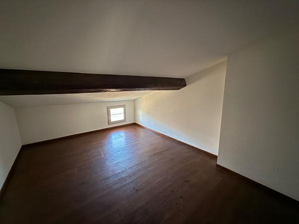 Appartement rénové avec ascenseur