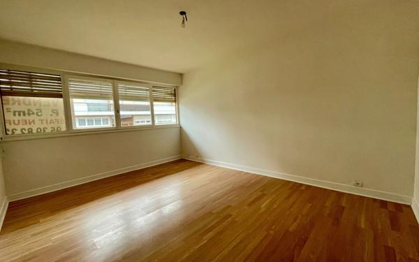 Appartement à vendre    3 pièces • 61 m2 Épinay-sous-Sénart