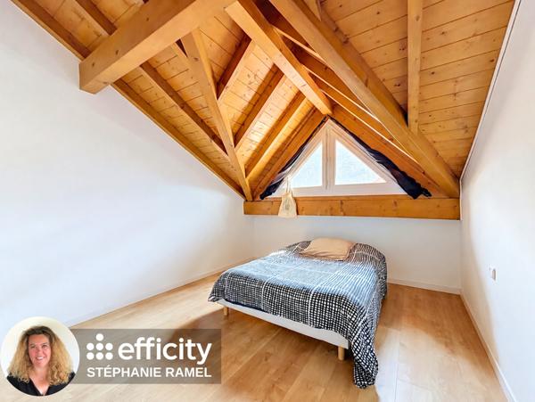 Maison
         6 pièces
        - 170 m² 505 000 € *