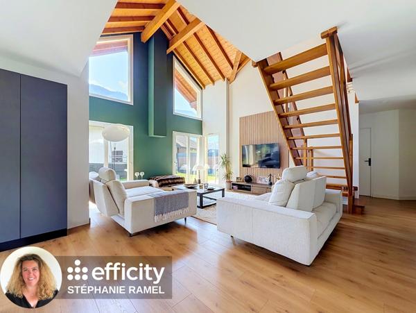 Maison
         6 pièces
        - 170 m² 505 000 € *