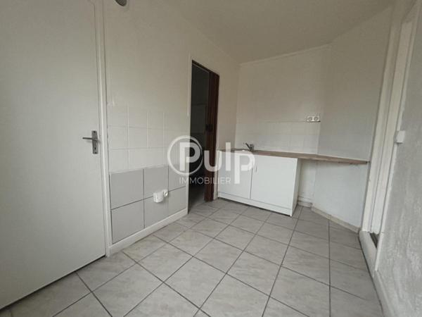 Appartement à louer à Lievin - Réf. lieg0432-7
