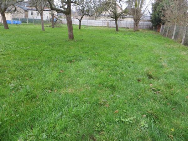 Terrain à Batir à vendre à Vire-Normandie dans le Calvados (14500), ref : 14076-5533