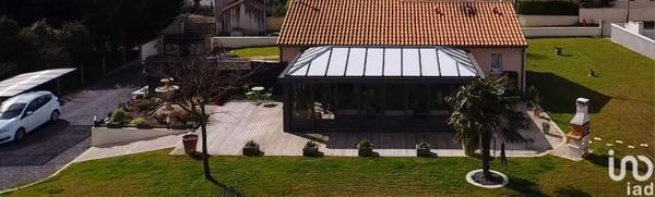 Maison traditionnelle 5 pièces de 155 m² à Scorbé-Clairvaux (86140)