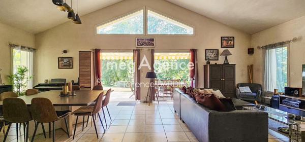 Maison à CHOLET, 49300 - 7 pièces 193m²