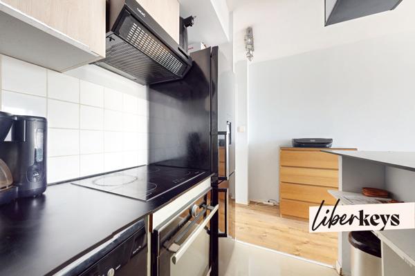 2P 39 m² – 4ᵉ étage avec ascenseur, balcon sans vis-à-vis, parking – DPE C – Résidence 2006