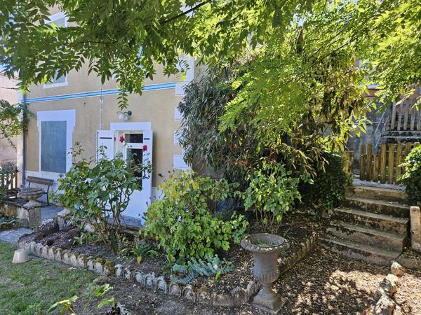 EXCLUSIVITÉ BUZET/BAISE (47) - MAISON VILLE - 220M² - 8 PIÈCES - 4 CHAMBRES - TERRASSE - GARAGE - JARDIN 400M²
