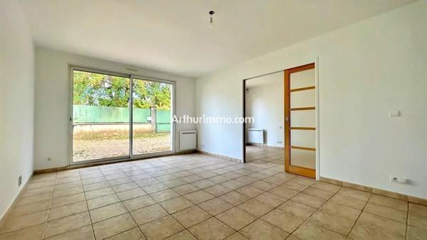 Location                                                      Appartement
                        
                     3 pièces                      66 m2                     à Sucy-en-Brie