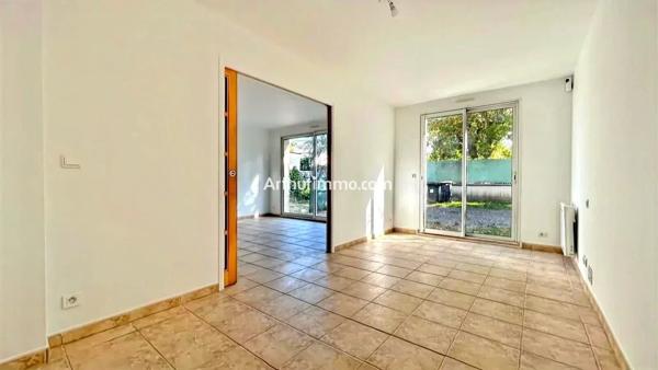 Location                                                      Appartement
                        
                     3 pièces                      66 m2                     à Sucy-en-Brie