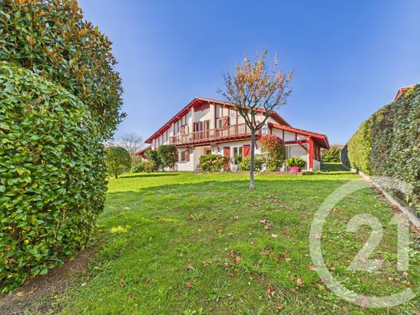 Maison à vendre  9 pièces - 206,81 m2 ITXASSOU - 64