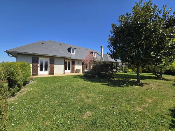 Laloubère (65310) Maison 170 m2 -5 chambres-