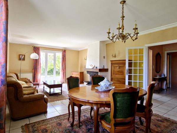 Laloubère (65310) Maison 170 m2 -5 chambres-