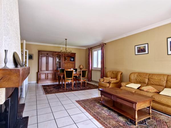 Laloubère (65310) Maison 170 m2 -5 chambres-