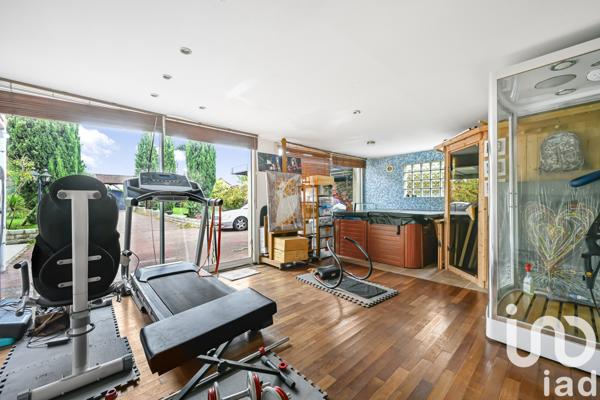 Maison à vendre 11 pièces 240 m² Andilly