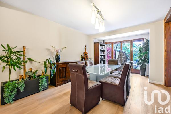 Maison à vendre 11 pièces 240 m² Andilly