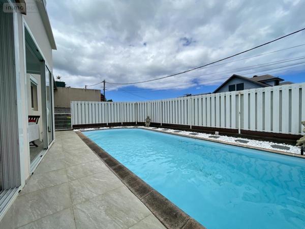 Maison à vendre à Saint-Pierre à la Réunion (97410), ref : 97409-273