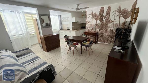 Appartement à louer 1 pièce 33.57m²