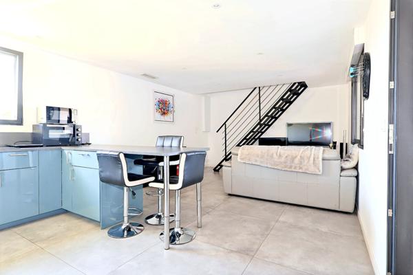 MAUGUIO Ancien corps agricole de 171 m2 avec appartement indépendant