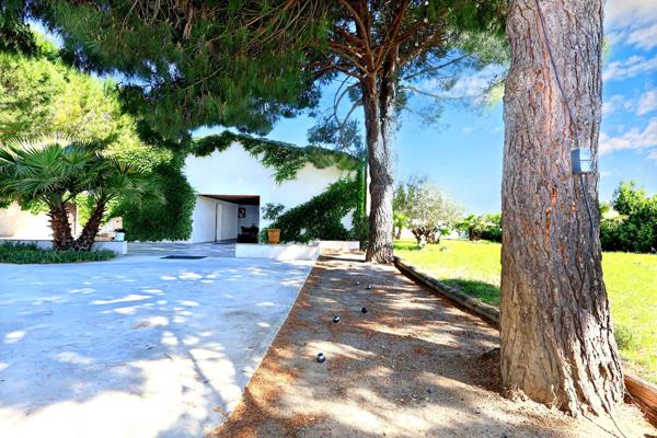 MAUGUIO Ancien corps agricole de 171 m2 avec appartement indépendant