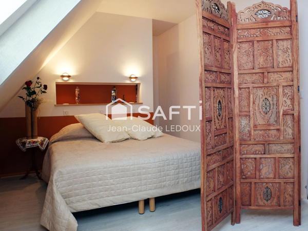 Calme, espace, lumière, proximité de Figeac et future voie verte.