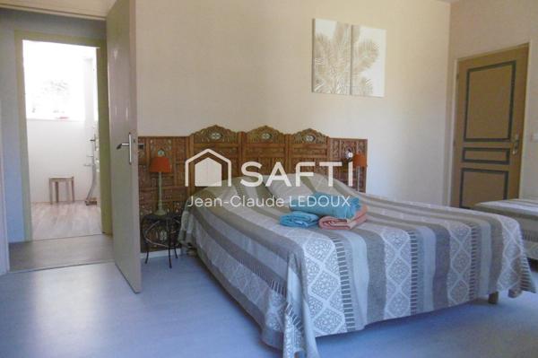 Calme, espace, lumière, proximité de Figeac et future voie verte.