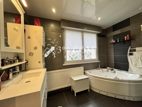 Maison 4 pièce(s) 2 chambre(s) 90 m²