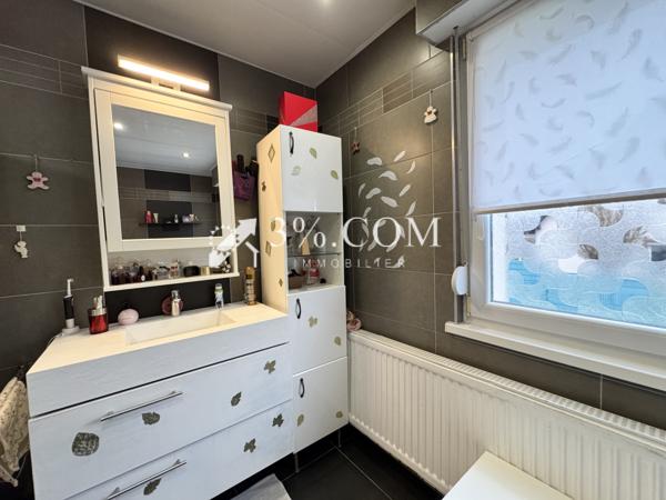 Maison 4 pièce(s) 2 chambre(s) 90 m²