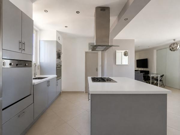 Maison T4 + Dépendance Berre L'étang