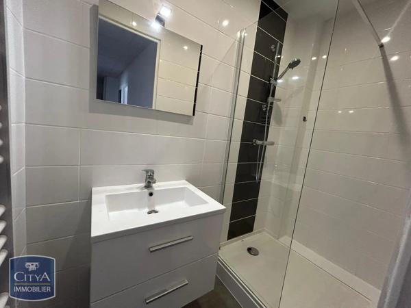 Appartement à louer 3 pièces 62.85m² Dijon (21000)