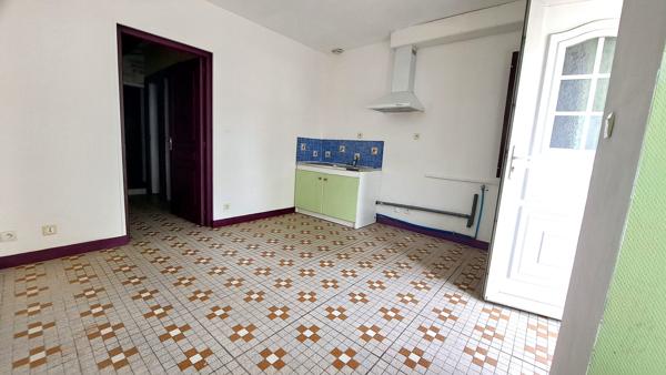 MAISON 3 PIECES LIBRE JAUNAY-CLAN
