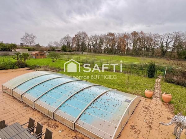 Belle propriété au calme, piscine et logement indépendant.