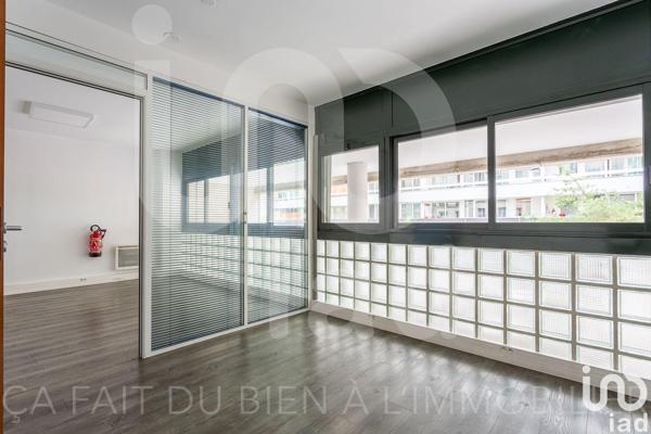 Location bureaux 60 m² Paris 11
