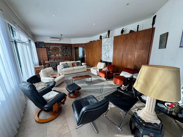 33100 BORDEAUX - Appartement Bordeaux 5 pièces de 146 m2 avec grande terrasse à vendre