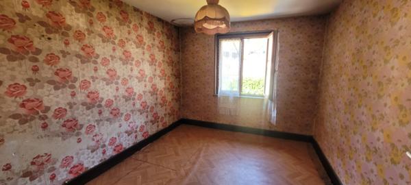 Eschbach-au-Val (68140) Maison T4 70 m² habitables de plain pied avec jardin au calme à rénover